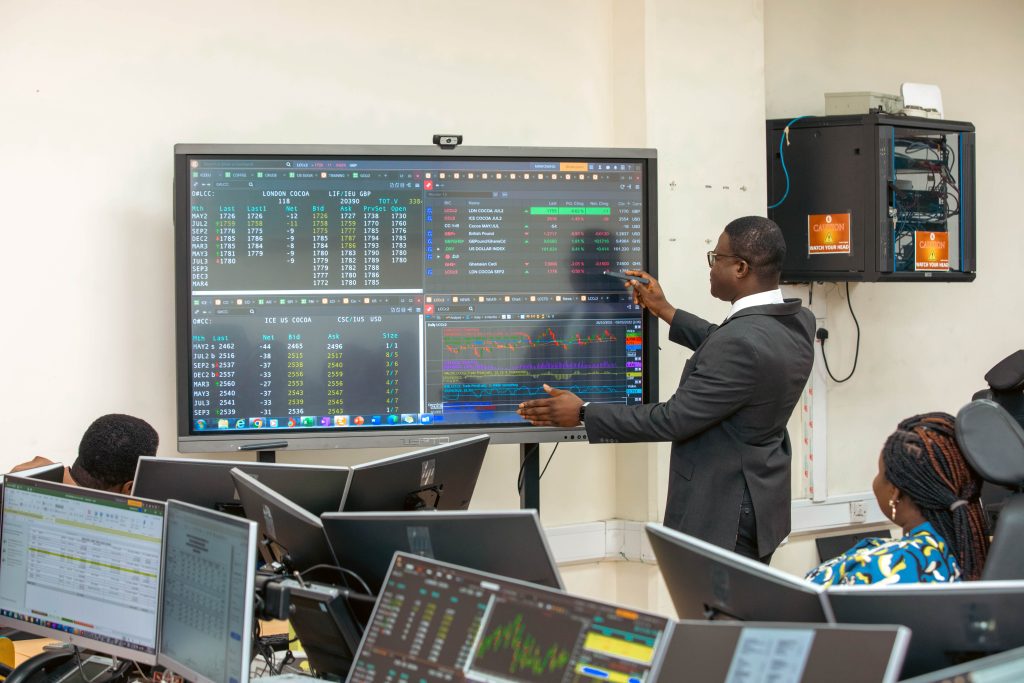 CMC trading room — real-time cocoa market intelligence